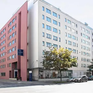4* Ξενοδοχείο Novotel Donau