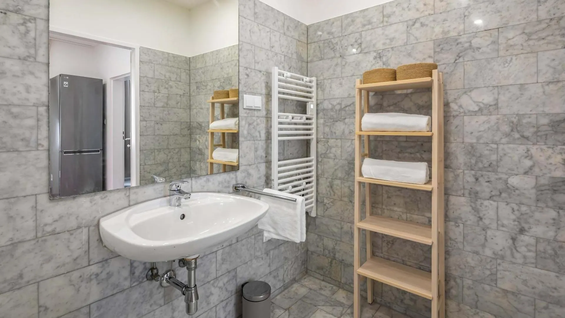 شقة Guest Favorite Quite Retreat Walk To Center فيينا